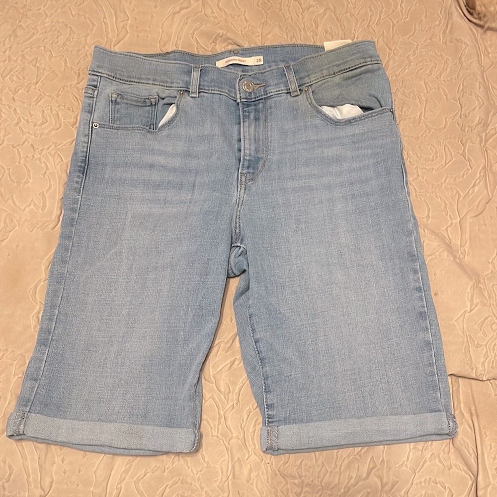 Cute BERMUDA SHORTS
